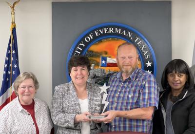 TCAP Presents Founders Award to Everman City Council
